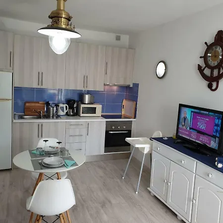 Apartment Casa Azul Only 200 Meters To The Beach, Free Wifi, Balcony *
