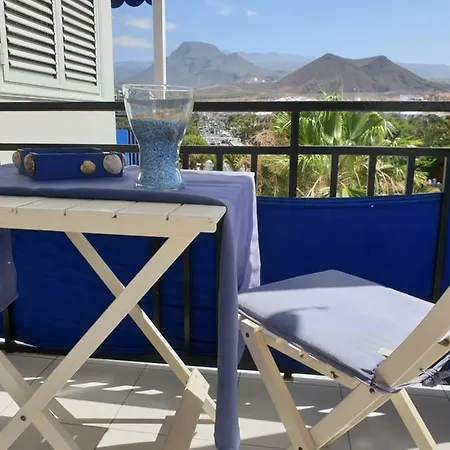 Apartment Casa Azul Only 200 Meters To The Beach, Free Wifi, Balcony