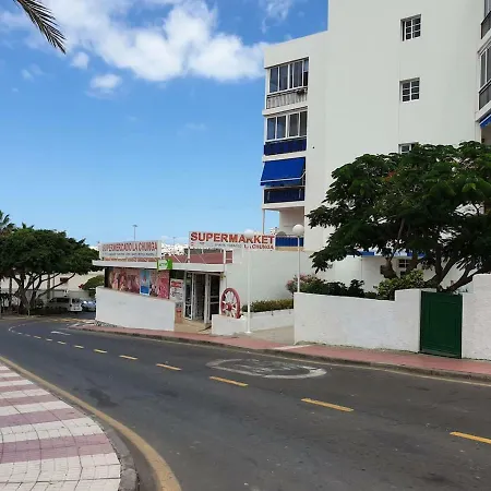 Casa Azul Only 200 Meters To The Beach, Free Wifi, Balcony Arona (Tenerife)